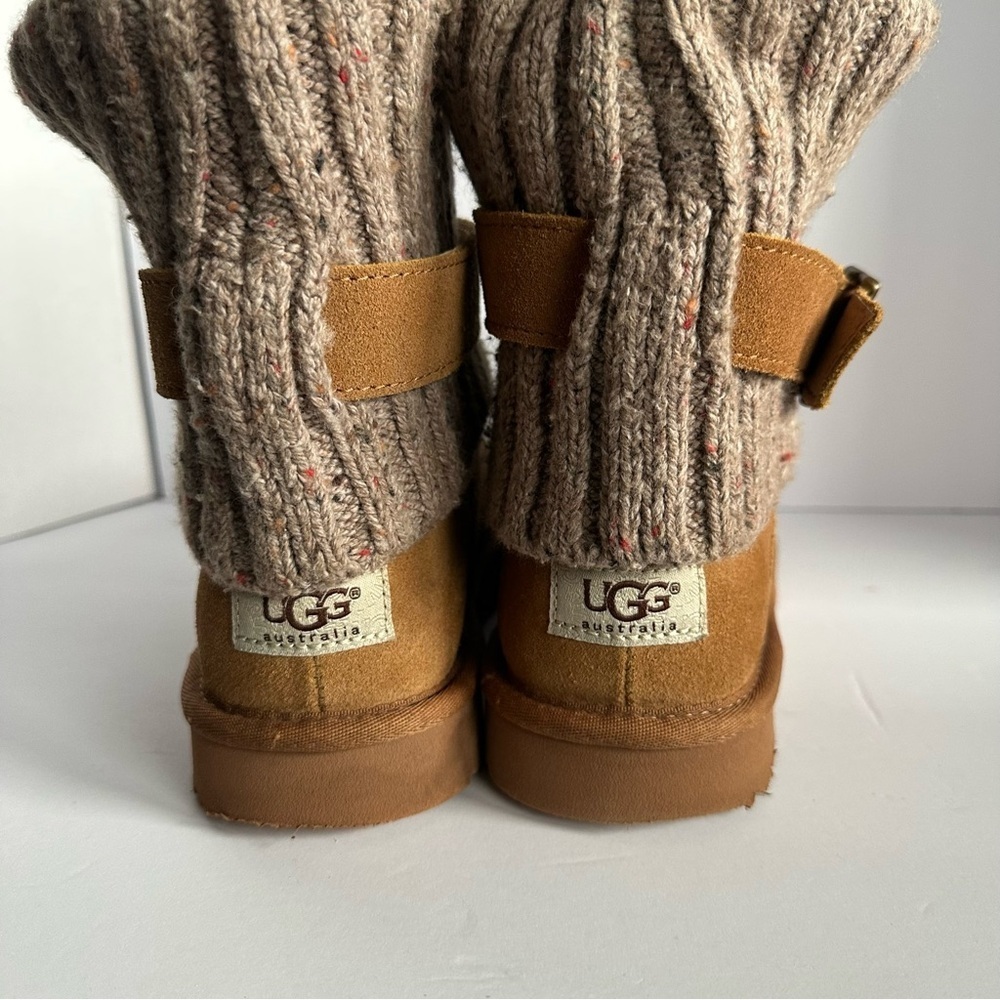 UGG CAMBRIDGE CHESTNUT WOMENS size 7 BOOTS